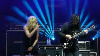 &quot;Prisoner&quot; The Pretty Reckless@BBT Pavilion Camden, NJ 5/20/17