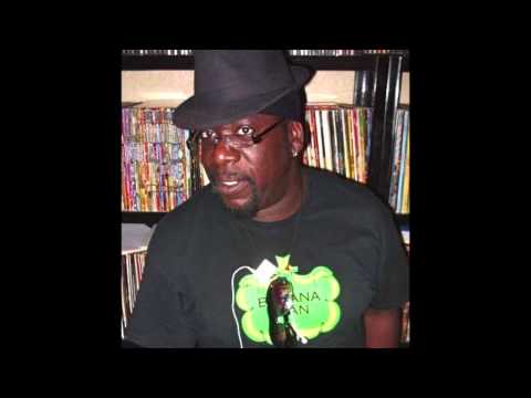 WHO DOES SHE LOVE? Ricardo McKenzie (all rights reserved)