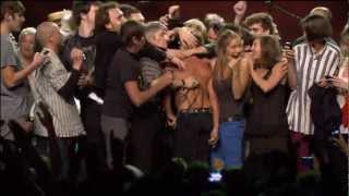 N°4 - Iggy and The Stooges -Shake appeal  (Live Pression Live au Casino de Paris 2012)