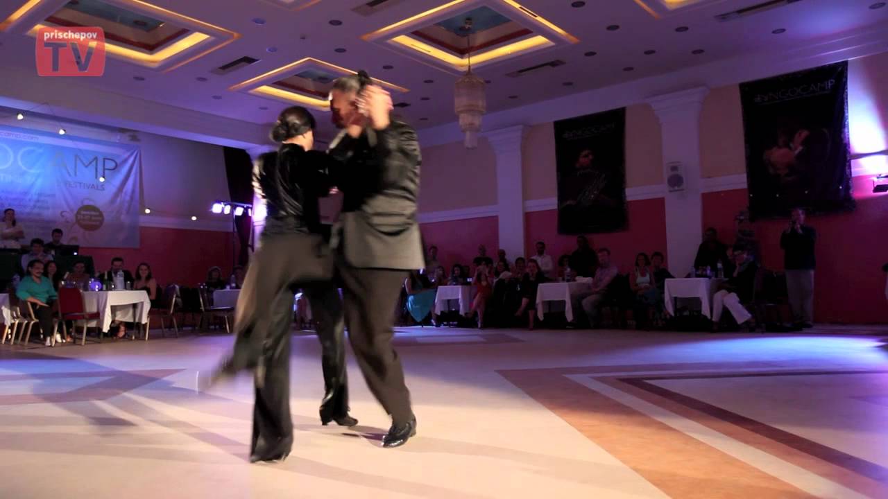 Eduardo Capussi & Mariana Flores (3-1) Tangocamp Greece 16-20 june 2011 - Evia Island