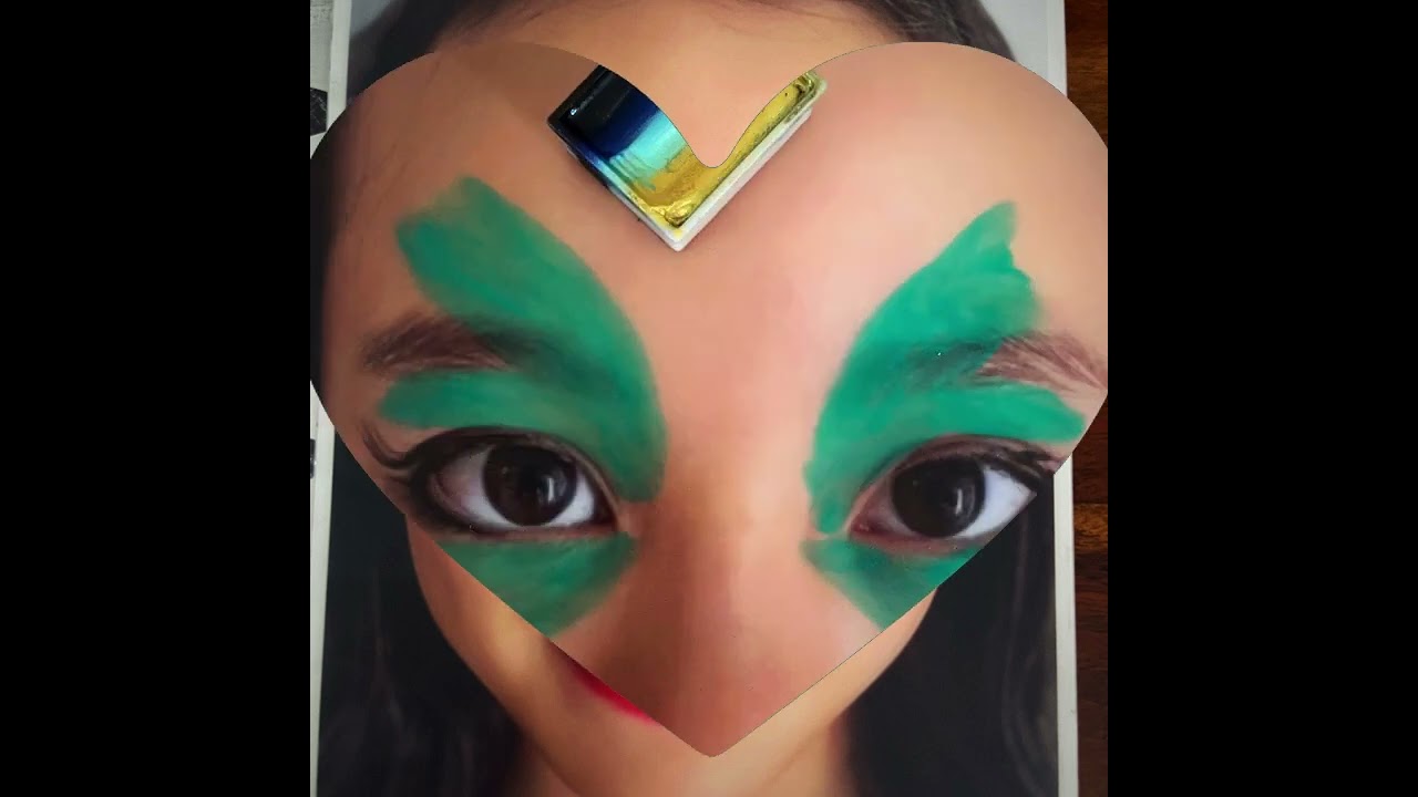 Here is a short step by step Butterfly using Nat’s Gold edition Blue Wren from the fusion pallet 🦋