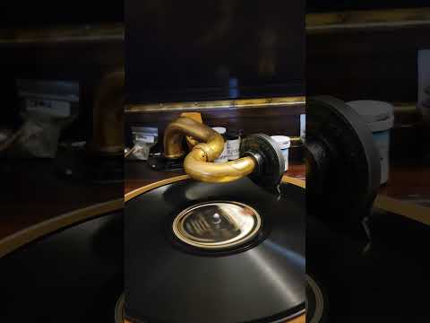 Japanese Sunset - Paul Ash & his Granada Orchestra Brunswick Records #2517 1923