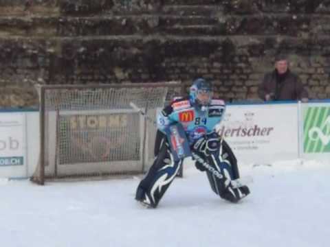 Daniel Manzato à la patinoire de Avenches