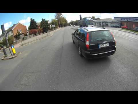 RE53TGU - Left Hook And RE62MBY - Really Wants To Queue