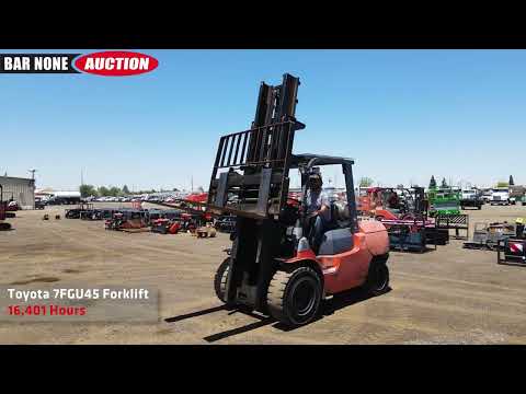 Toyota 7FGU45 Forklift