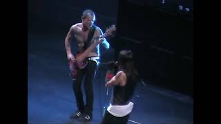 Red Hot Chili Peppers - Funky Monks [Live, Milan - Italy, 2006]