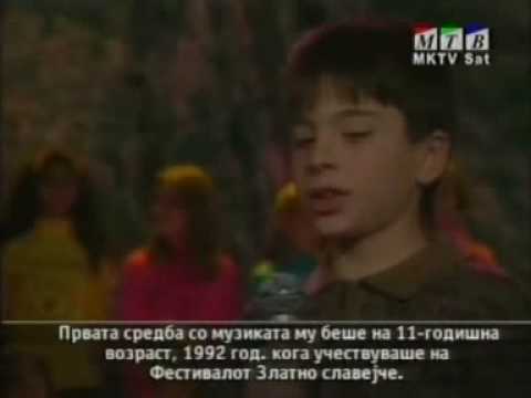 Tose Proeski na Zlatno Slavejce vo 1992