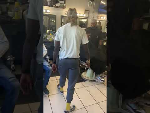 YOUNG THUG PULLS UP TO CLEVELAND AVE BARBER SHOP