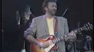 The Beatles While My Guitar Gently WeepsGeorge Harrison Eric Clapton Phil Collins Ringo Starr Live