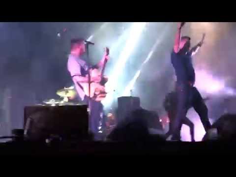 Alexisonfire - Dog's Blood (Live in Toronto, ON on September 19, 2015)