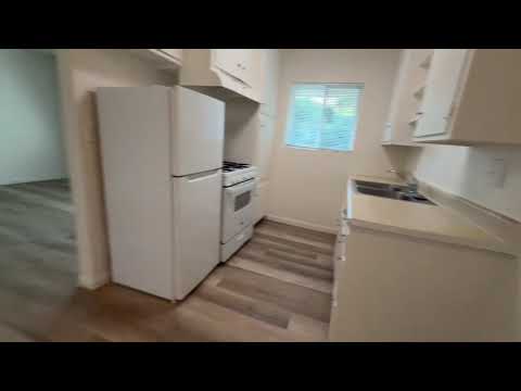 ** MOVE IN SPECIAL** 4124 Grand View! PRIME LOCATION, all vacancies currently offering 2 week free move in special - Video 2 of 2