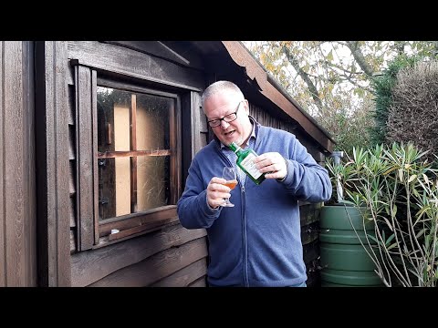 Mark’s Whisky Ramblings 474: Laphroaig 10 Year Old ‘Pre Warrant’