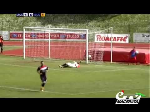 CALCIO SERIE D. MACERATESE - SULMONA (3-0)