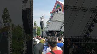Download lagu Fiersa Besari - April ( Tau Tau Festival ) Bandung mp3