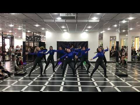 28.08 // DESTROY: PINK FANTASY - POISON