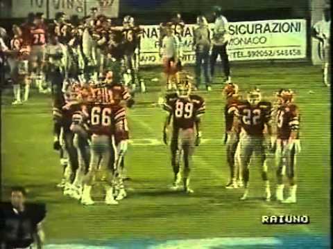 1989 07 22 Frogs Legnano   Amsterdam Crusaders 27 23 from Antonio Adamo on Vimeo