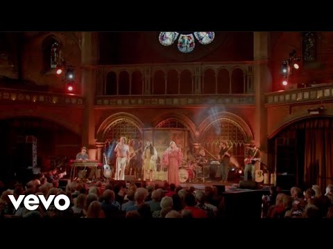 The Wandering Hearts - Carry On (Live At Union Chapel)