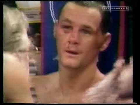 Marco Antonio Barrera vs Paul Lloyd April 3, 1999