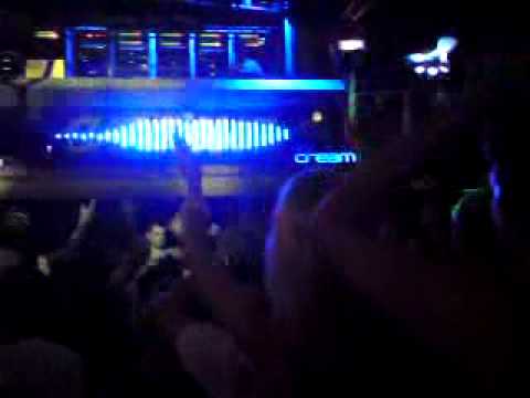 Eddie Halliwell Playing Simon Patterson - Bulldozer @ Cream Amnesia Closing Party Ibiza 2009