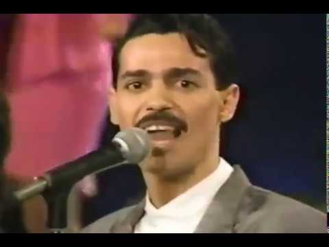 TU ME HACES FALTA - EDDIE SANTIAGO 1990 (ALBUM INVASION DE LA PRIVACIDAD 1988)