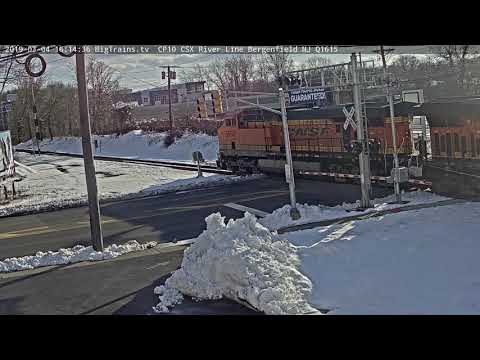 3- 4-2019 16:14 sb tanks BNSF 5956, 8182 K160