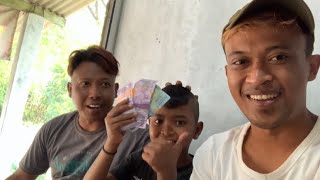 Download lagu LUTFI POTONG RAMBUT SEBELUM KE JAKARTA mp3