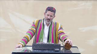 קריאת מגילה עם מורנו ורבנו הרב יוסף חיים גבאי שליט"א (הרב יוסף חיים גבאי) - התמונה מוצגת ישירות מתוך אתר האינטרנט יוטיוב. זכויות היוצרים בתמונה שייכות ליוצרה. קישור קרדיט למקור התוכן נמצא בתוך דף הסרטון