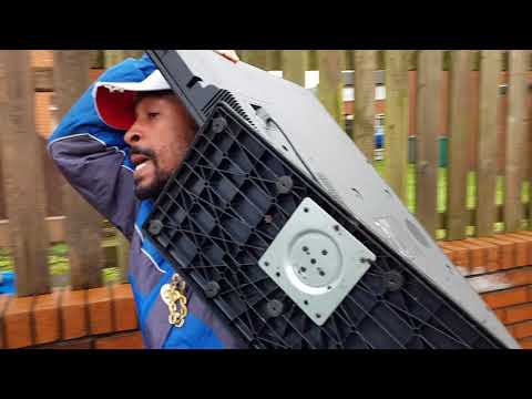 Shit Nut and the smart TV - Guillotine Mack Diaries