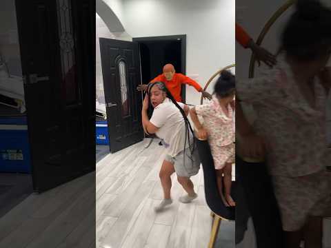 Creepy man tried to get Jaliyah and Londyn #shorts