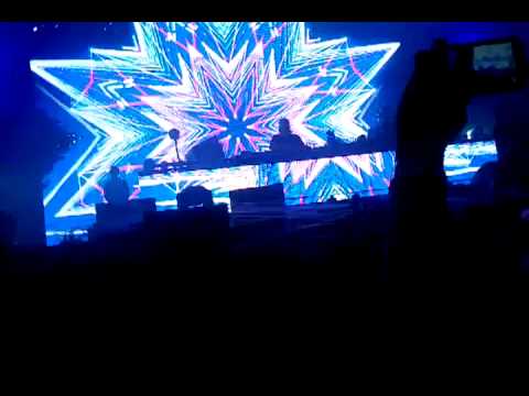 ID- SteveAngello Wayne & Woods EscapeFromWland
