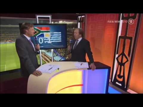 Gerhard Delling ownt Günter Netzer aufs Übelste!