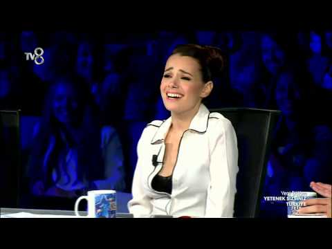 Yetenek Sizsiniz Yunus ve Ömer'in Kahve Sanat Gösterisi (6.Sezon 15.Bölüm)