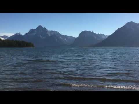 Ripple wave action on Jackson Lake from the quasi beach area.