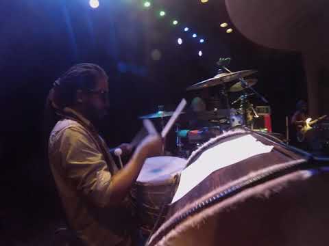 I-Taweh singing Marley/ BacklineCam