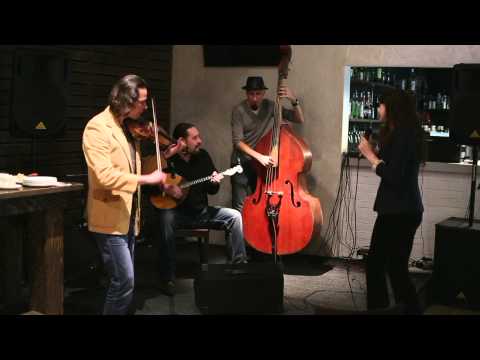 ESPERANTO - I`ve just seen a face (The Beatles cover)