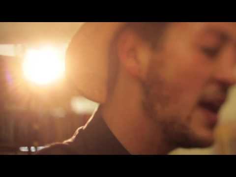 Marlon Williams Sings Melody Pool - Pretty Little End - Moon Mountain Sessions