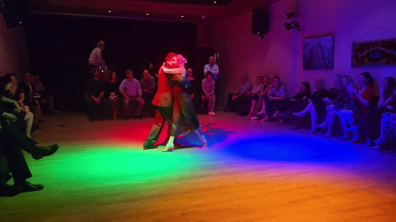 Argentine tango: Eleonora Kalganova & Andres  Bravo - Coqueta