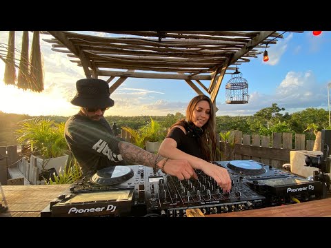 Catalina Gamboa & Sintic | Minimal Deep Tech Sunset Mix | By @EPHIMERATulum