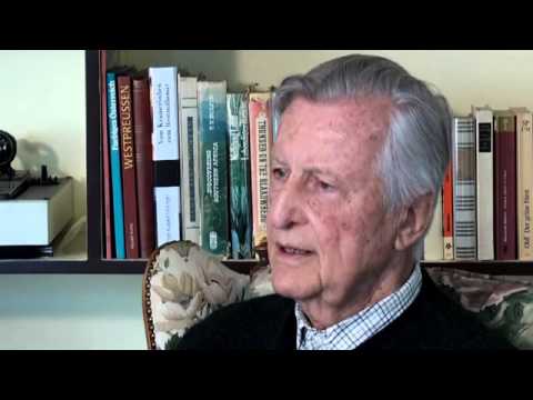 Dr. Heinz Migeod - Ju.87 pilot interview: Regia Aeronautica - Part II