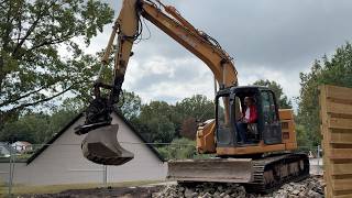 Case CX135SR mini excavator | Image 4 - Machineryline