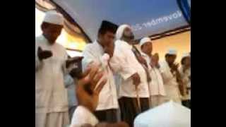 preview picture of video 'habib syekh-mahallul qiyam.3gp'