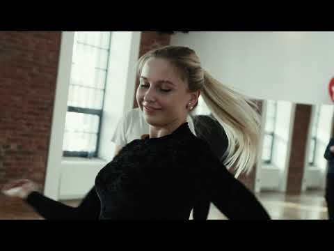 Roztančené jeviště - Souboj divadel Praha II - Karel Heřmánek ml. & Tereza Řípová