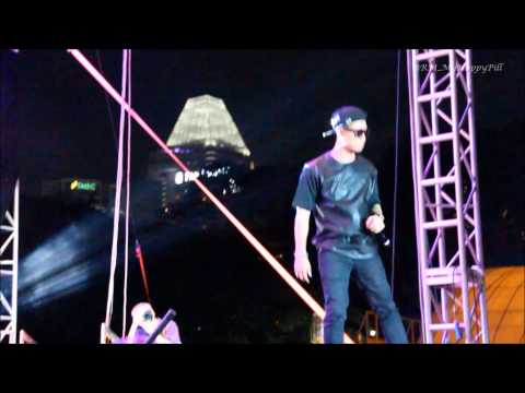 (HD) 160814 강개리 Kang Gary & 정인 Jung-In Singing 'Rush' @ NTUFest ^^