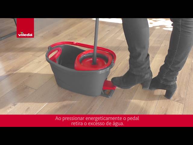 Balde com Pedal e Esfregona de Microfibras VILEDA EASY WRING & CLEAN TURBO 163422 - vídeo 1