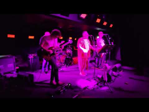 Singer Vinger Kalkar  Ei saa, ei või, ei taha endaks jääda