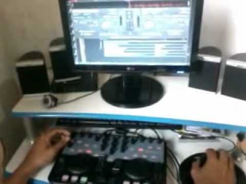 Dj Bruno Félix mixando na Dual MixDj Meric.mp4