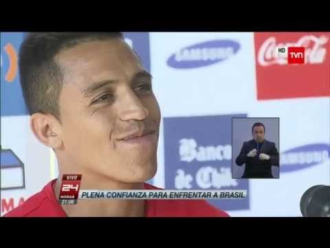 ALEXIS SANCHEZ Y REPORTERA ALEMANA