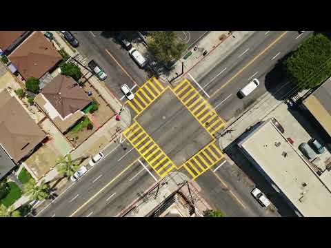 De la montaña ⛰️  CLMC - Marrom Fernández on the beat.