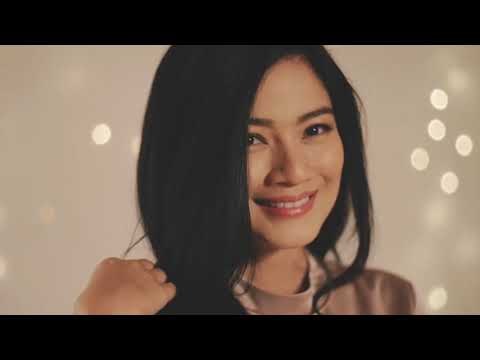 Titi Kamal Loves Minimal: Holiday Collection