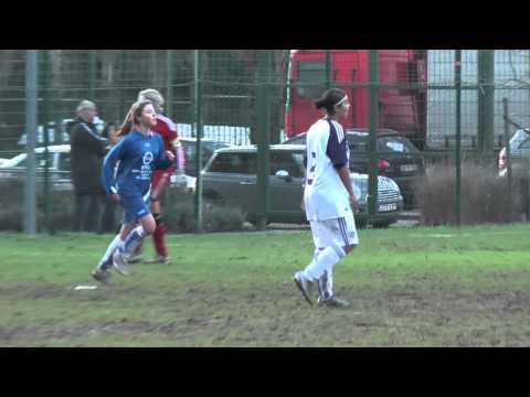 20110109_Anderlecht_DVC_Tinne verrast verdediging.mov